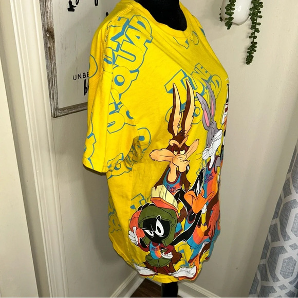 SPACE JAM NEW LEGACY CARTOON YELLOW ALL OVER GRAPHICS T-SHIRT MENS TUNE SQUAD - Picture 5 of 8